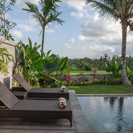 Kaki Uma Villa